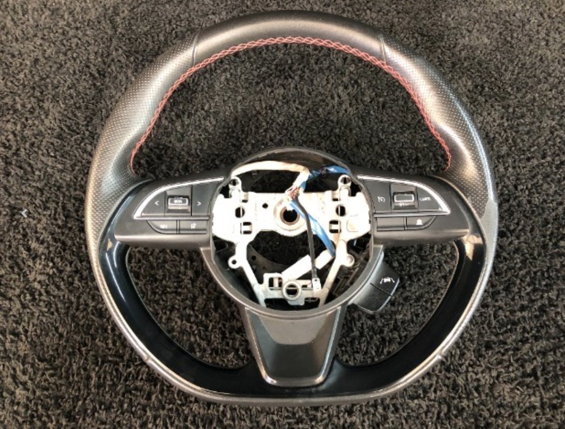 Suzuki   Swift  спорт   руль   диск   ZC33S ZC ZD 48110-67RG0-CYQ  кожа   руль