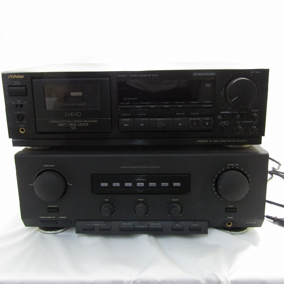 1  йен  старт   проверка включения произведена  Victor  Victor  TD-V505 PHILIPS  Philips  70FA950/06S  стерео   кассетная дека   усилитель   2шт.  комплект