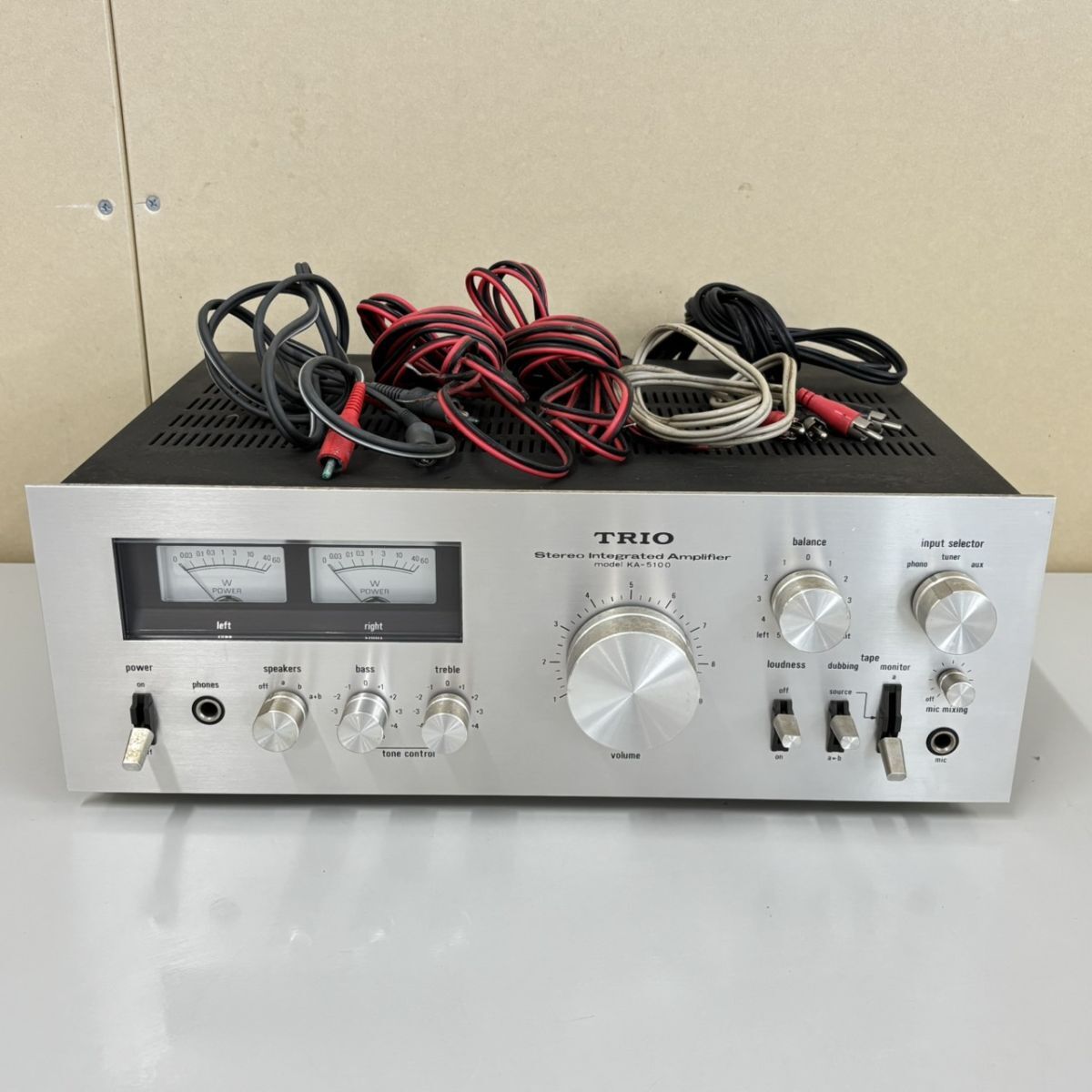 Z382-I76-1613 TRIO  Trio   Stereo Integrated Amplifier KA-5100  усилитель  аудио аппаратура    звук   оборудование    проверка включения произведена  TE