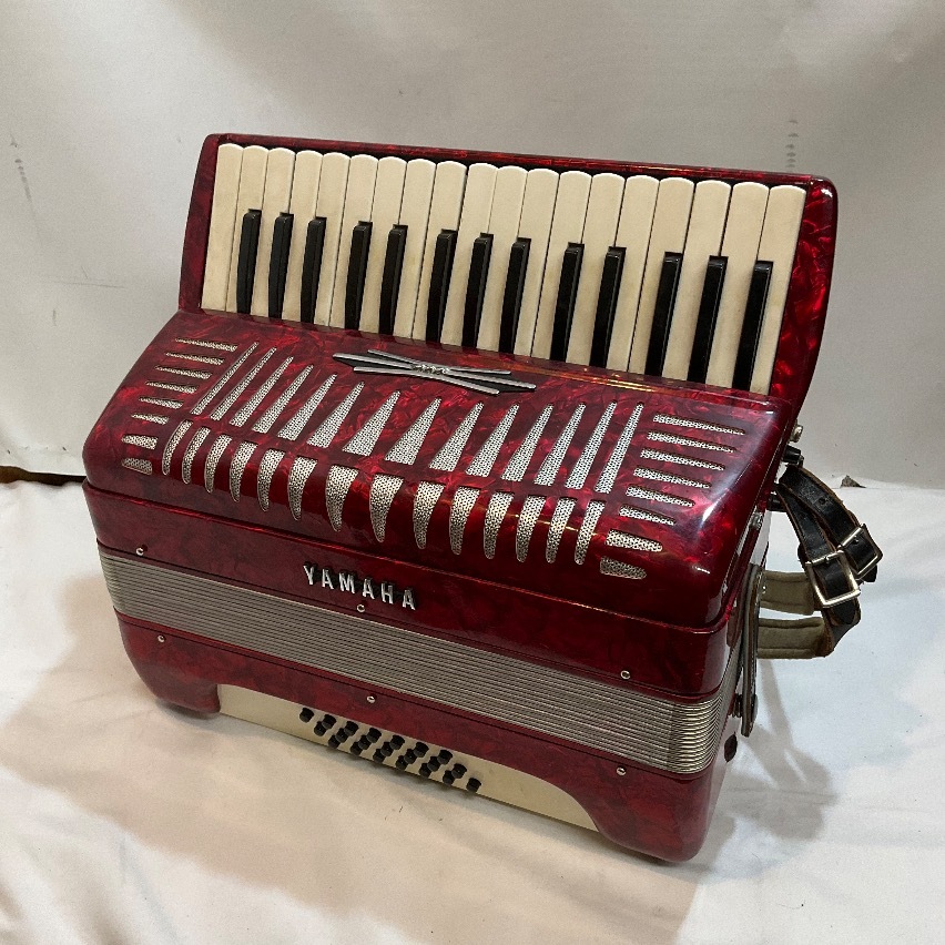 u59760　 подержанный товар 　 YAMAHA 　YA-21 32 клавиатура  21  база 　 аккордеон