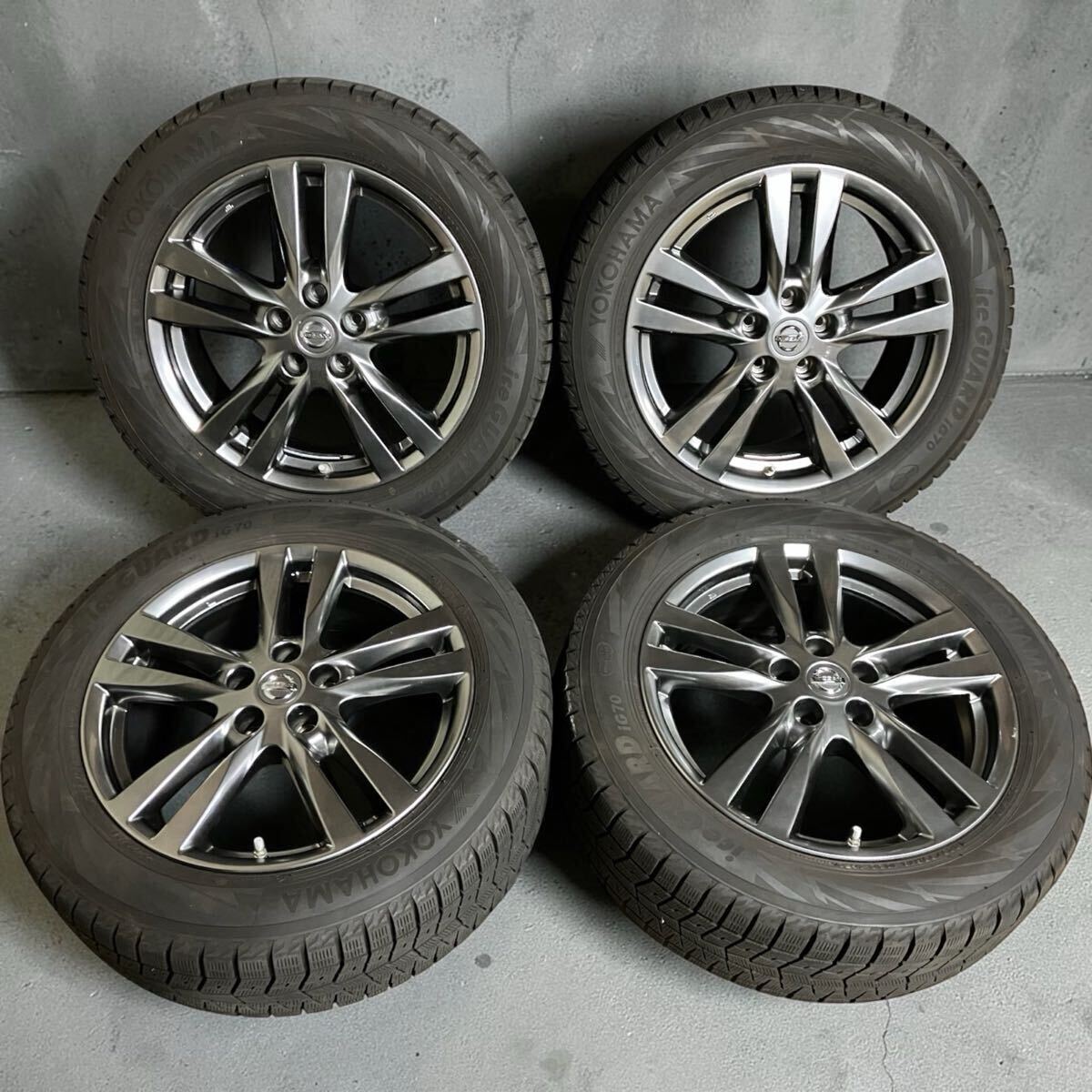 2024 год выпуска  YOKOHAMA   включено   Elgrand  225/55R18 7.5J+55 5 отверстие  PCD114.3  оригинальный  18 дюймов   аллюминий   диск   E52 ENKEI пр-во    японского производства  шина   зимняя резина