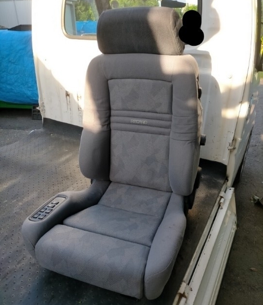 редко встречающийся   электрический   Recaro  ...  сиденье  RECARO  в настоящее время  вещь