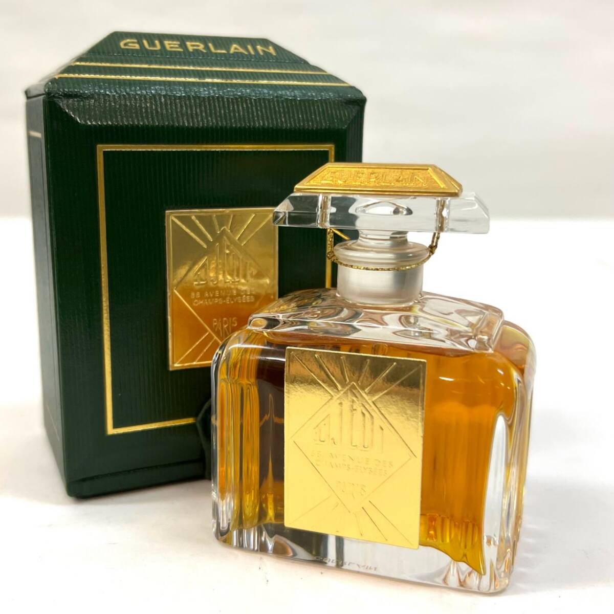 ☆ нераспечатанный GUERLAIN  Guerlain  DJEDI PARFUM PARIS ...  Франция ...  духи  60ml  остаток  почти  ...