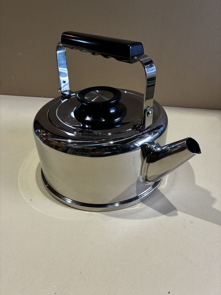【AC39】... CLADEX ...  чайник   2.5L  ретро   нержавеющая сталь  пр-во    кухня   инвентарь    кухонная посуда