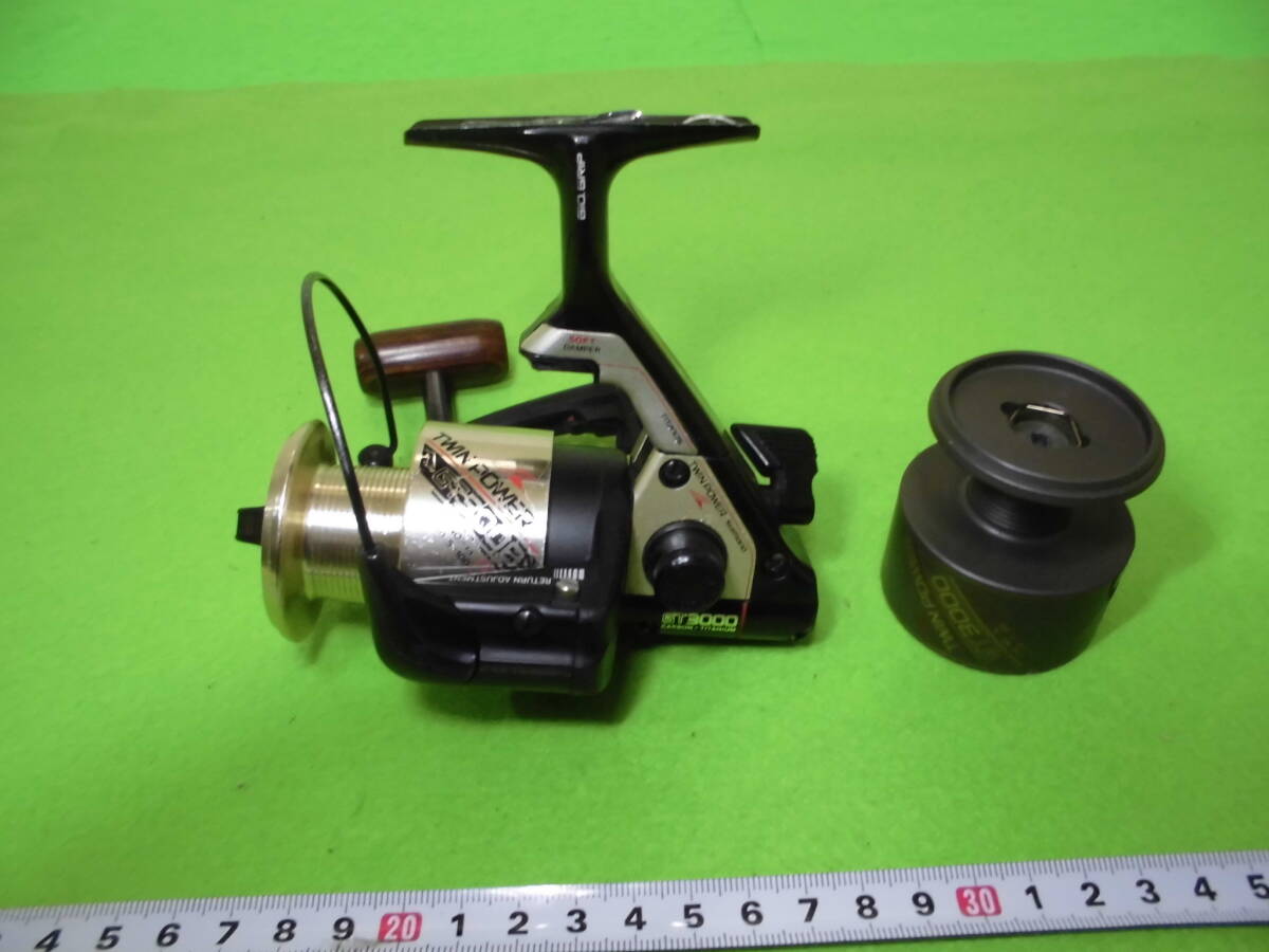 simano ♪　 TWINPOWER 　GT...３０００（ замена   шпуля  включено ）　　 Доставка по всей стране ９２０  йен  итоговая покупка  Отправка одной посылкой возможно ♪