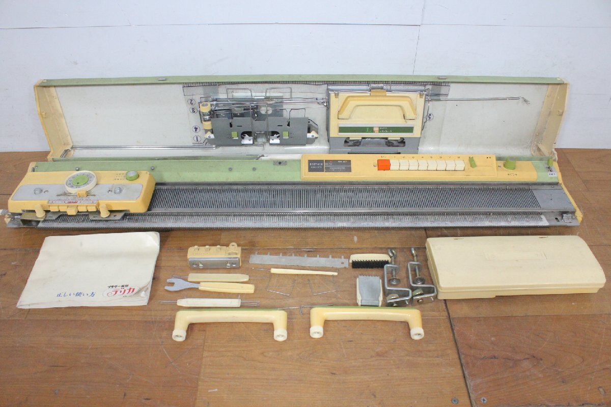 ☆【2W0827-16】 brother  brother   вязальная машинка  KH-111  продаю как нерабочий