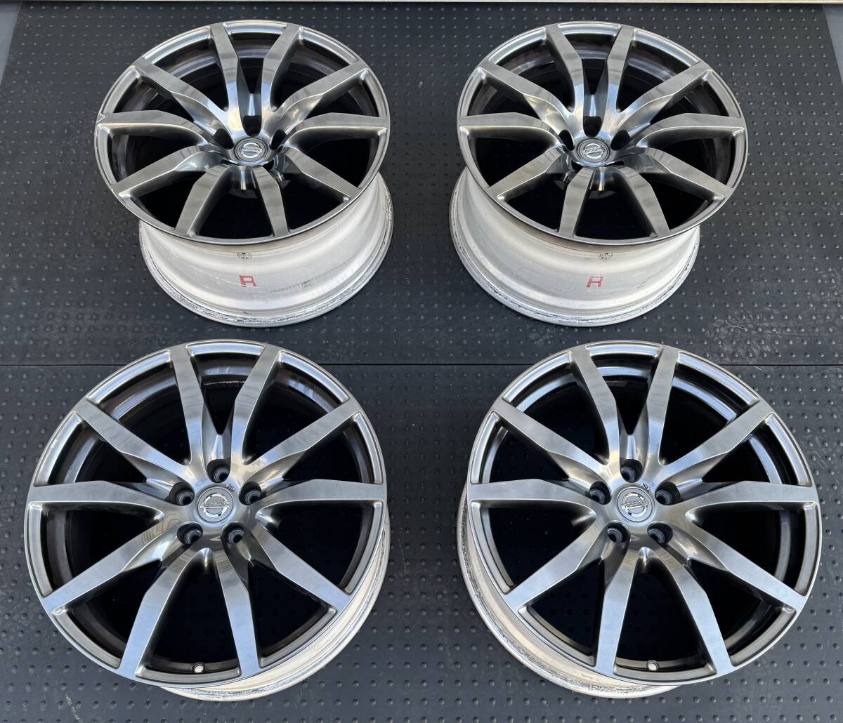 Nissan  GT-R R35  оригинальный  алюминиевый диск  20 дюймов  PCD 114.3 9.5J +45 10.5J +25