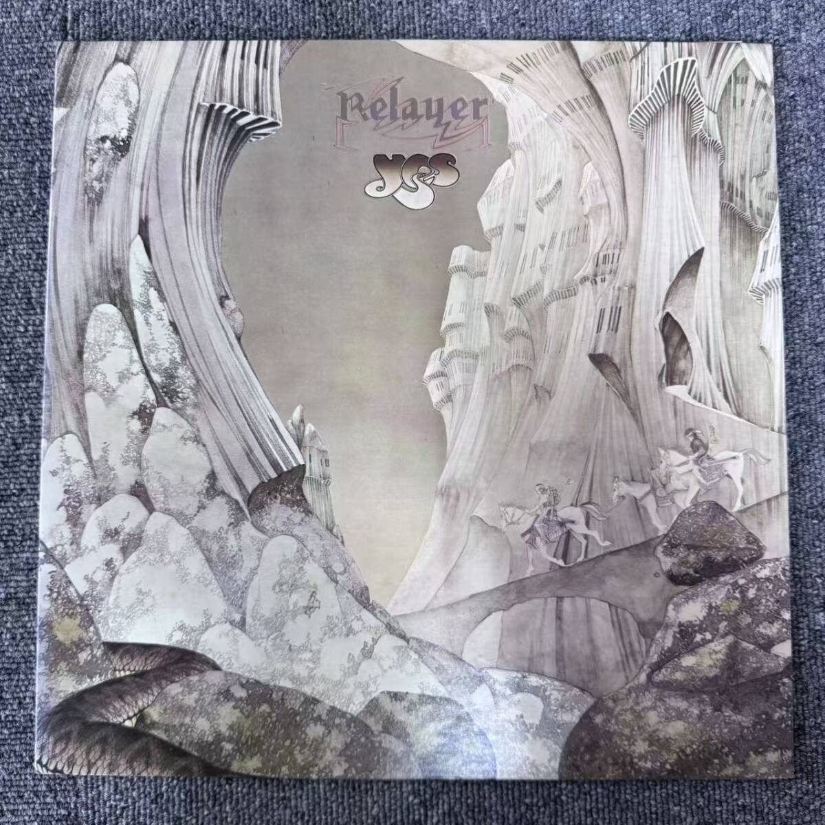японское издание  YES/RELAYER/ATLANTIC P8530A LP/SNJ021819
