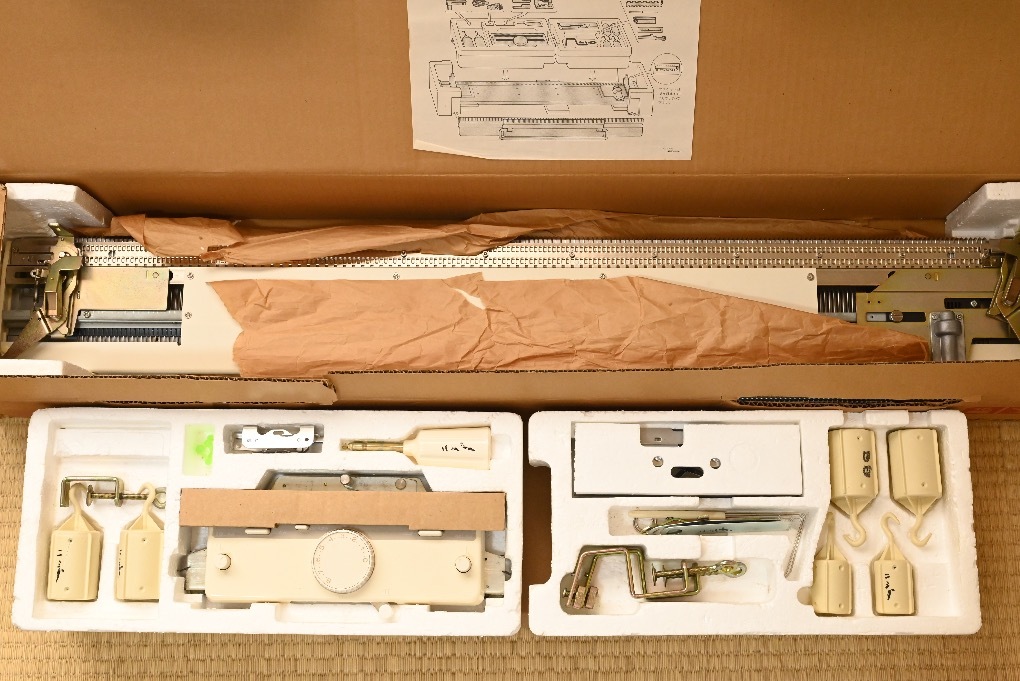 24/82/38  brother  KR-890  резиновый  вязальная машинка  brother  вязальная машинка   ремесленный   ручное ремесло