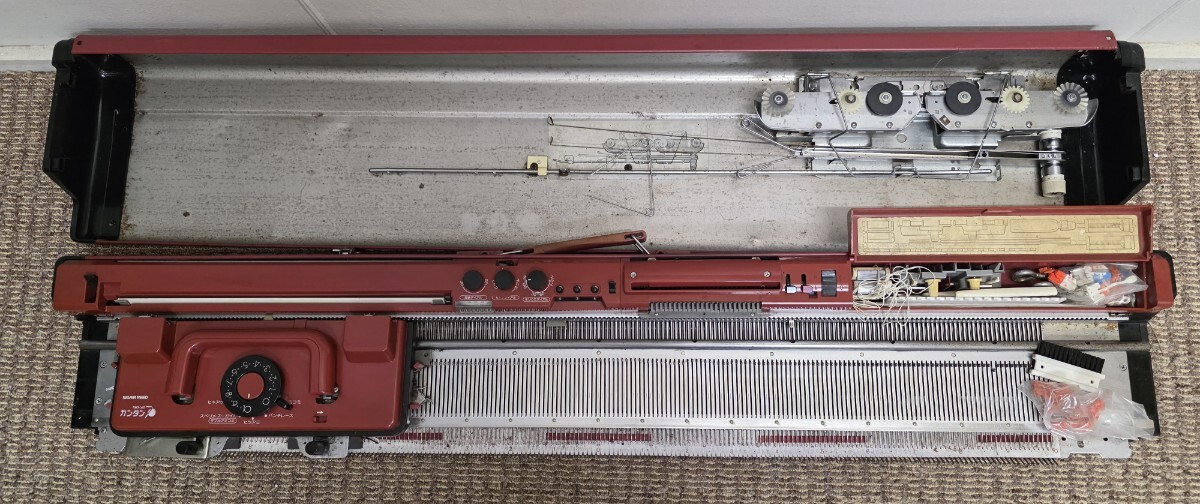 SILVER REED  SILVER REED  вязальная машинка  SK-700 PUNCH CARD