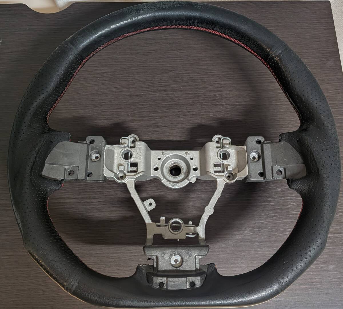 DAMD　SS360-D?　 спорт  руль  　 красный  стежок