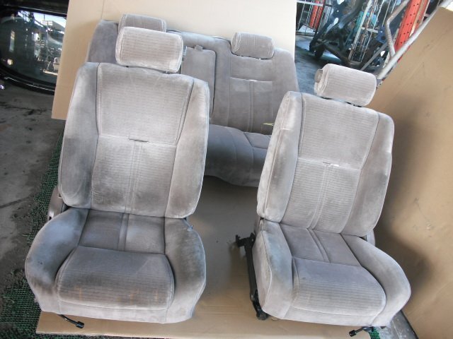 『B234』GS131,1G-GZE, Crown , суперчарджер , водительское сиденье , пассажирское место  , задний  сиденье ,tra, частное лицо  дом   отправка   невозможно  товар      .