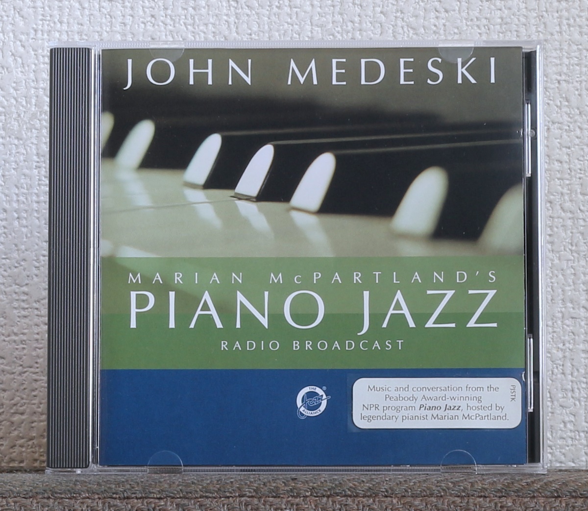 товар .../CD/... *  .../... задний ... *  ... часть  .../John Medeski/Marian McPartland/Medeski Martin & Wood/ пианино  *  .../Piano Jazz