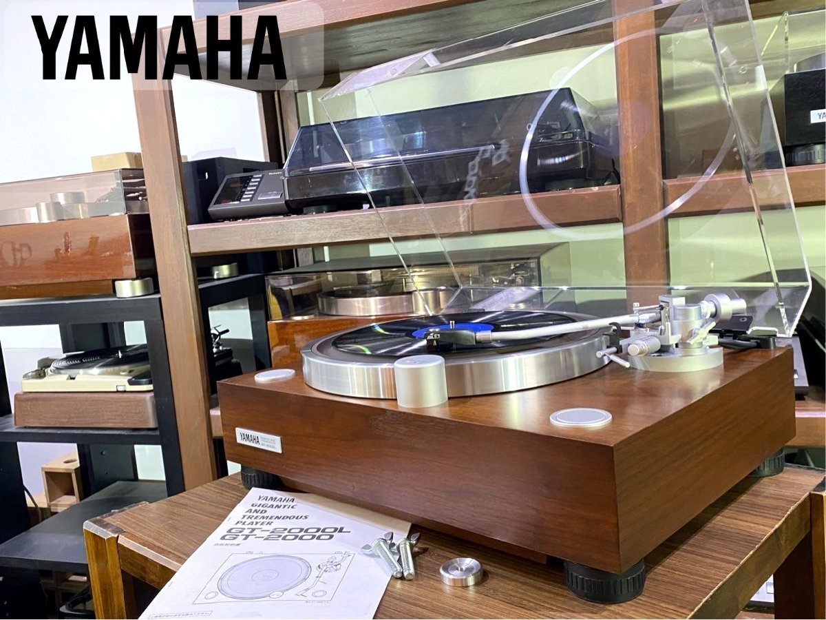 проигрыватель пластинок  YAMAHA GT-2000L  автоматический  ... подъём   новый товар  крышка (защита от пыли)   и др. приложение   наша компания  подготовка / корректировка ... товар  Audio Station