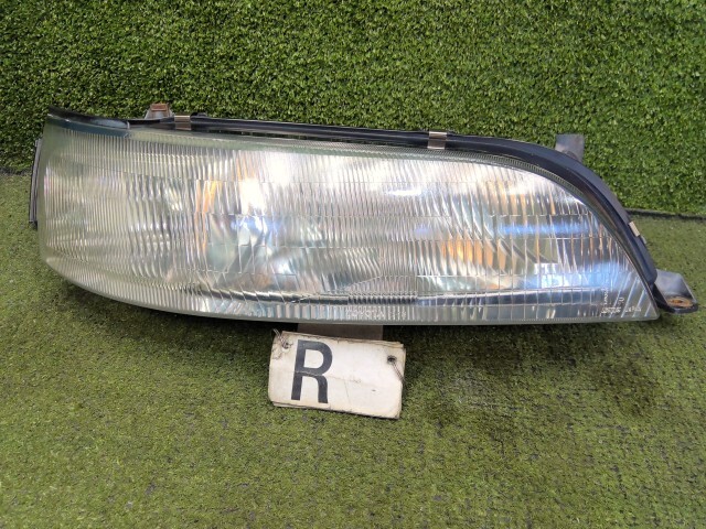 Mark 2  GX90  правая фара   22-218 81110-22640  стоимость доставки 【S1】