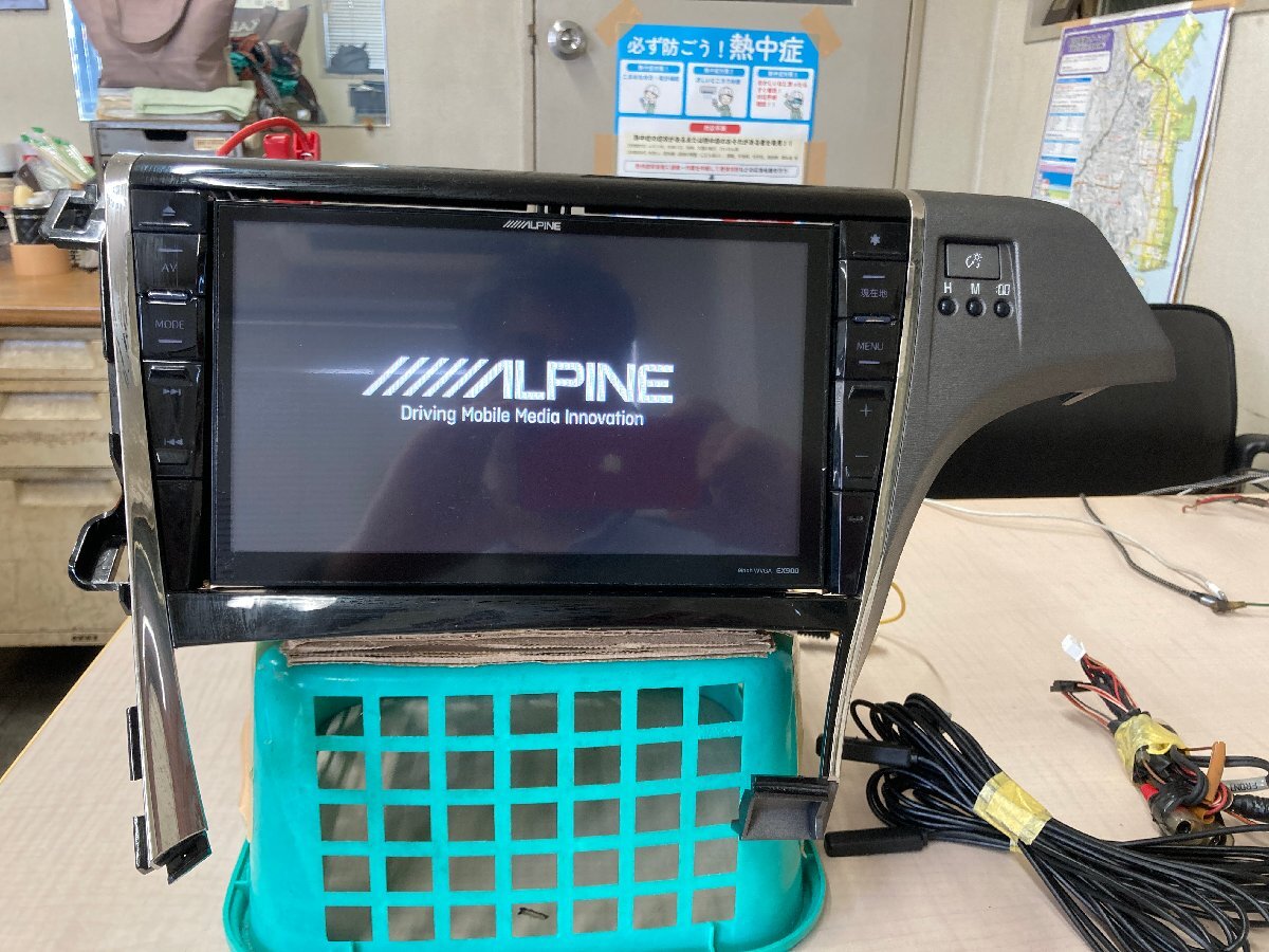 ALPINE  HDD navi  EX900  Prius  ZVW30 2017 год  карта  данные    панель  включено
