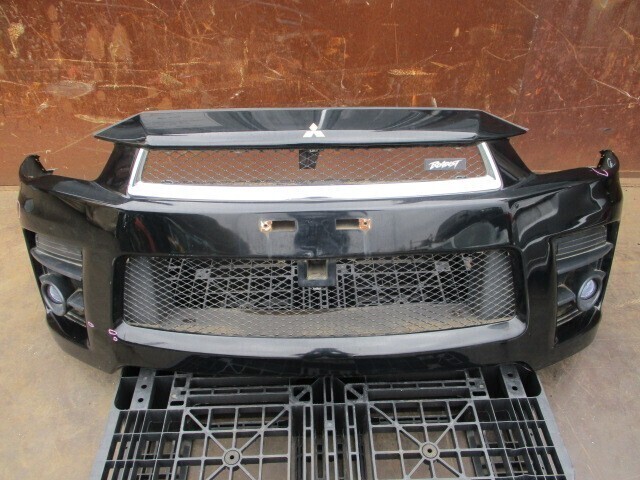 outlander  CW4W ...  передний  бампер  X42  черный ... H22 год   Mitsubishi  【  отправка     юридическое лицо  адрес    только !  частное лицо  Передача товара из рук в руки ...!! Префектура Канагава ... город 】