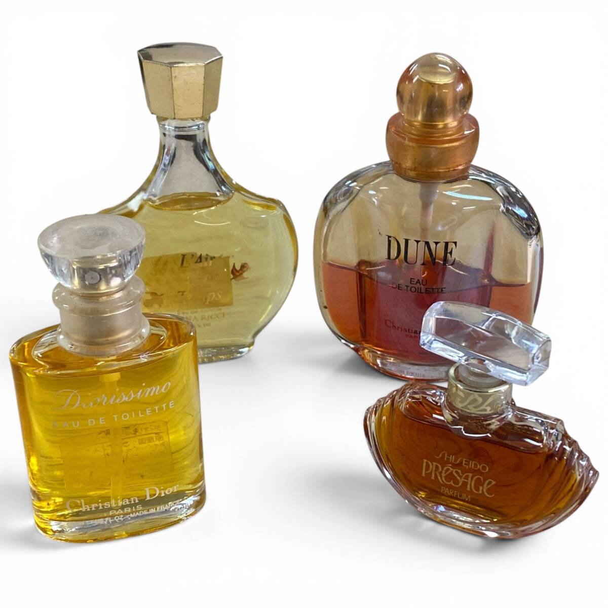 [60/B8-2/260417/12143/1376/TS400]  духи  разные 4 шт.   Christian Dior ...  *   DUNE  *    Shiseido   *   NINA RICCI  духи    Dior