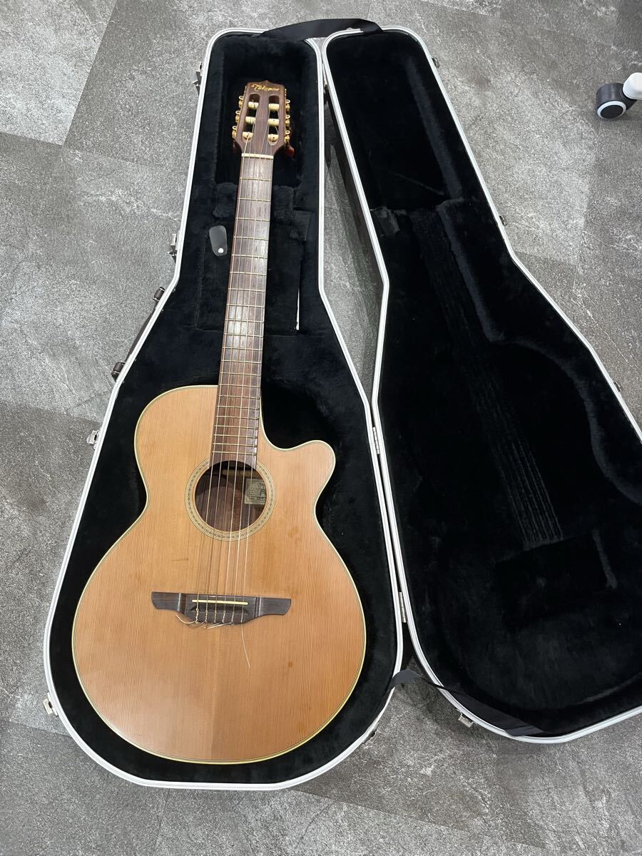 Takamine  Takamine  редко встречающийся  ... модель   NPT-110N  электрический   *   классическая гитара   акустическая гитара   струнный инструмент    жесткий   чехол  прилагается ...