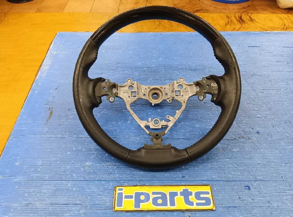 11-99673　 Harrier （60 кузов ） дерево   комбинированный руль  　 оригинальный 　577W　GS120-05930　 толстый  ...