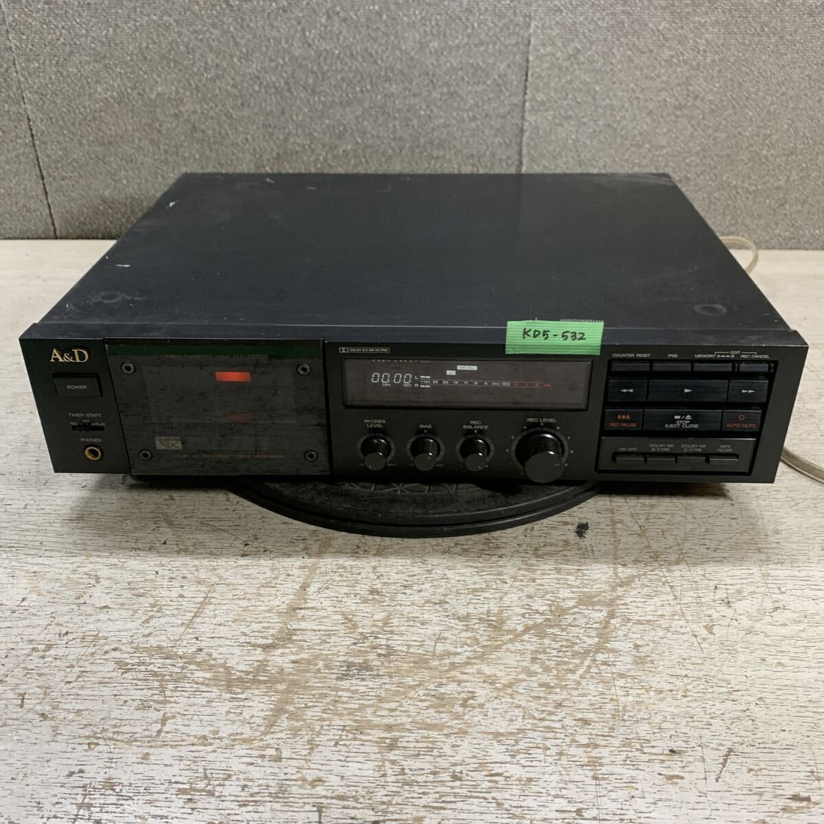 KD5-532  очень дешево   кассетная дека  A&D GX-Z5000 STEREO CASSETTE TAPE DECK  простой ... проверено на работоспособность   подержанный товар  товар в состоянии "как есть"
