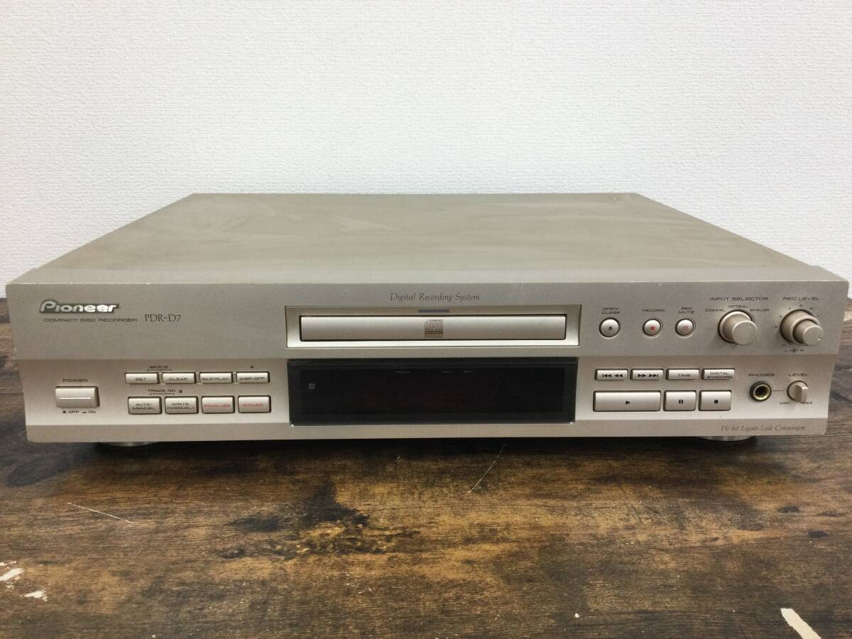 Pioneer  Pioner  PDR-D7 CD магнитофон CD дека  CD плеер    сам товар   только   не проверялся   продаю как нерабочий   очень дешево 1  йен  старт