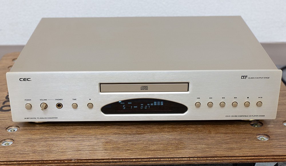 ◆CEC CD3300 CD плеер