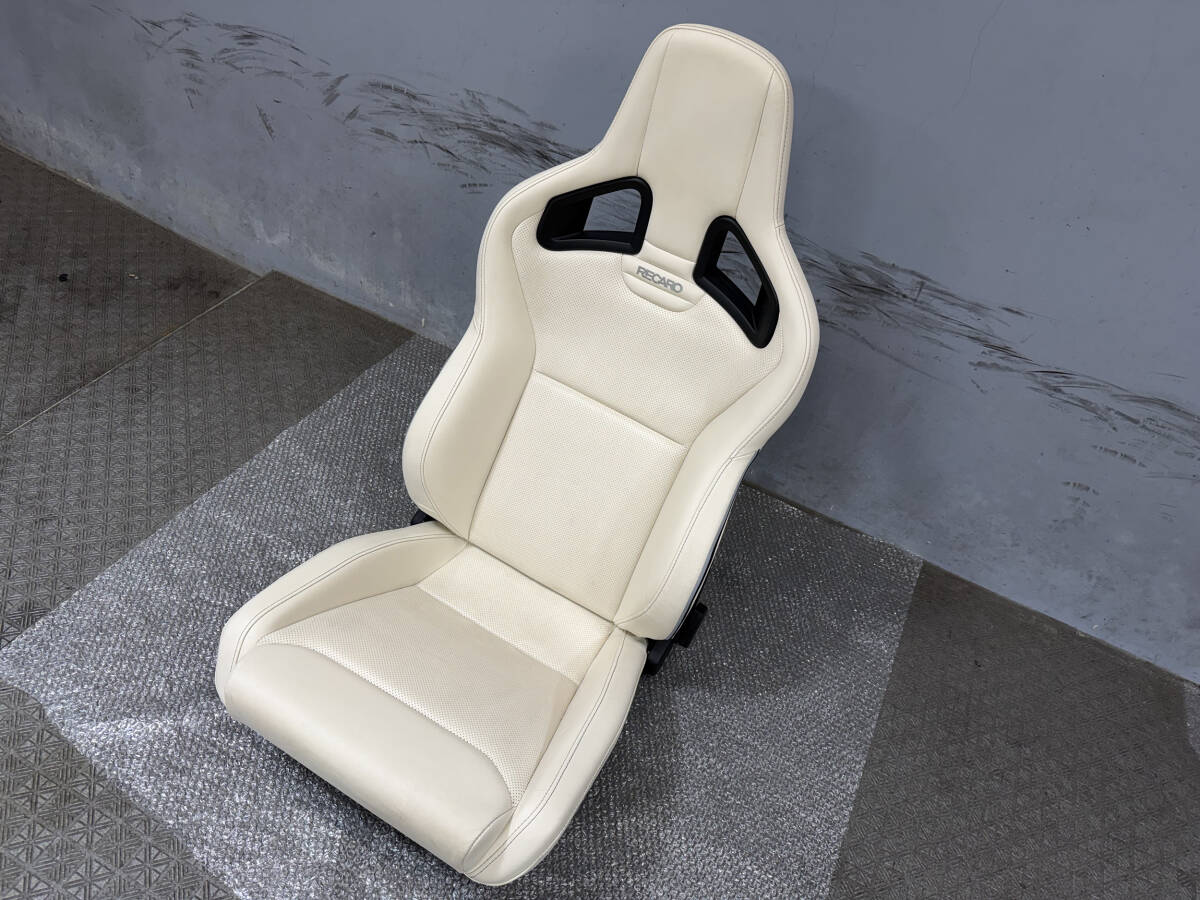 RECARO  Recaro  CROSS SPORTSTER LL100H SE  спорт  звезда    ограничение  цвет   белый   кожа  ...