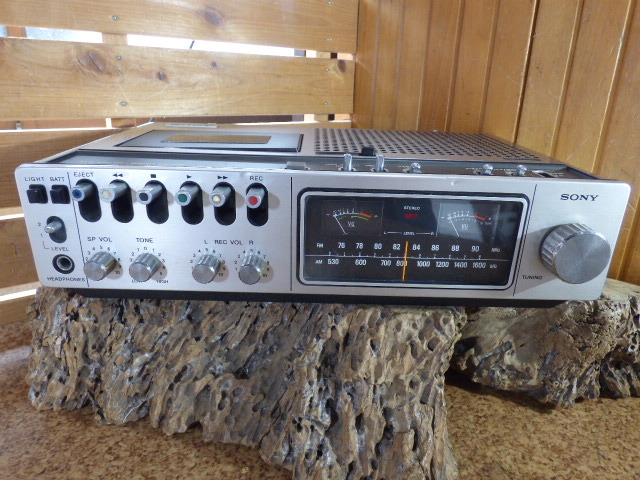 тоже 972.SONY CF-2700 FM/AM  стерео  кассета  магнитофон  магнитола 【 нерабочий товар  】