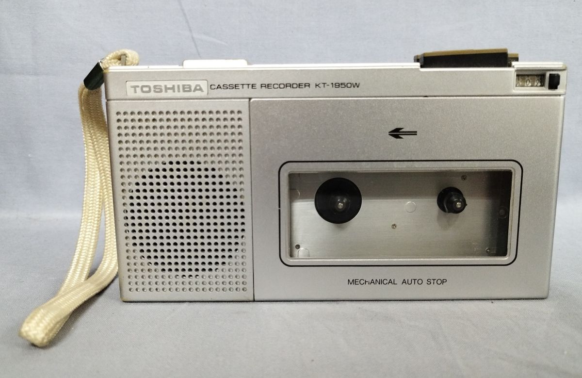 『【 нерабочий товар  】TOSHIBA KT-1950W  портативный   кассета  плеер  』/Y20782/fs*26_6/72-04-3C