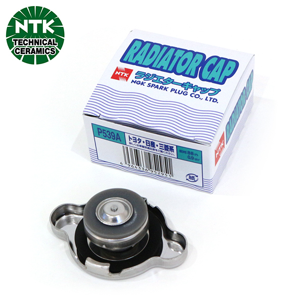 P539A Cefiro  A32/33  радиатор  cap   NTK NGK  Nissan  21430-01F02  радиатор  cap    лампочка   маленькая коробка  входит
