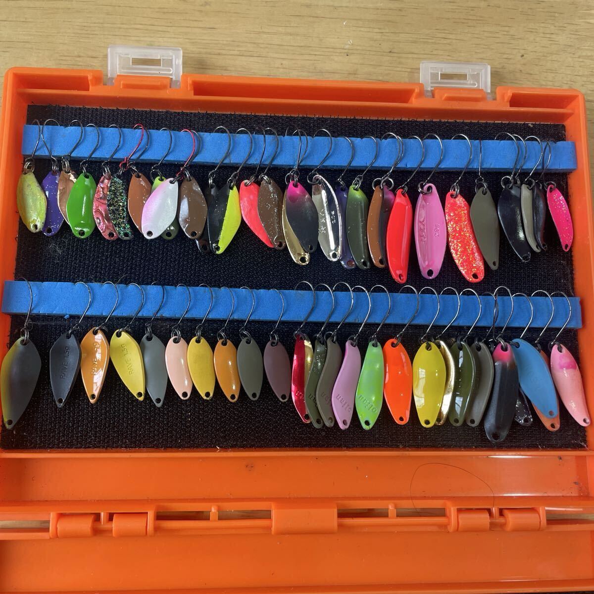 форель  ...　 комплект    область  форель