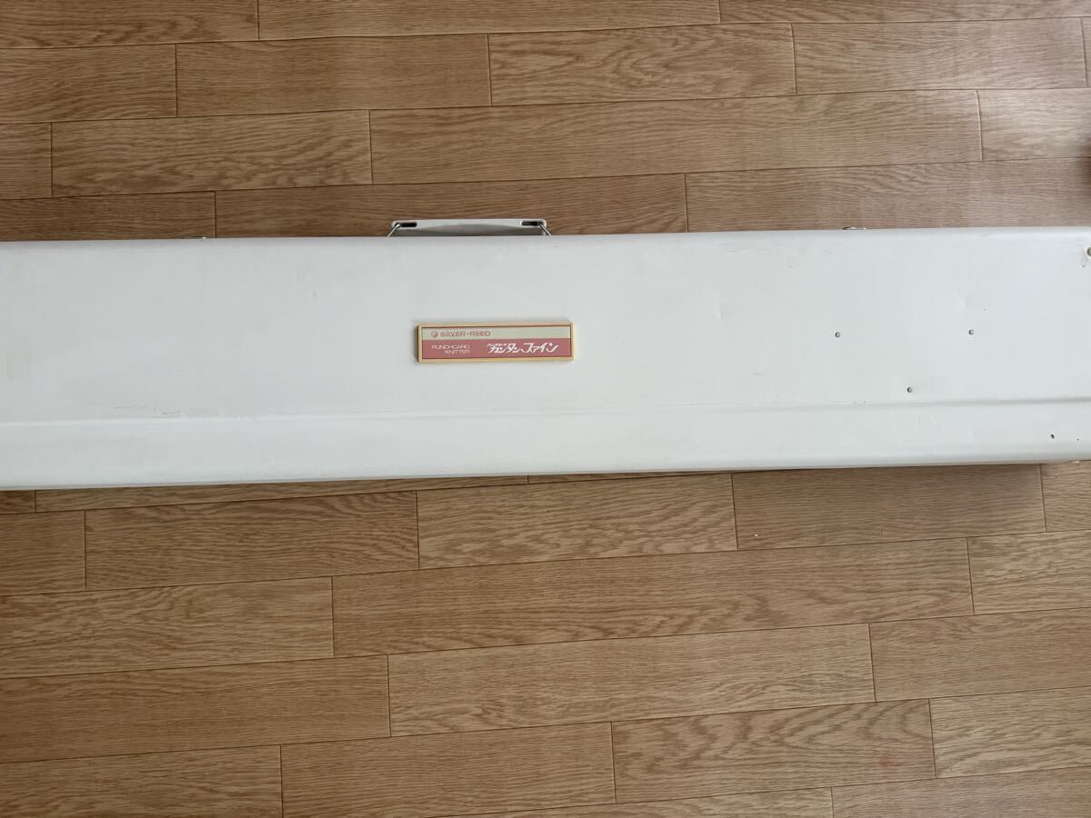 вязальная машинка  SILVER REED  просто  ... SK-370   серебристый ...