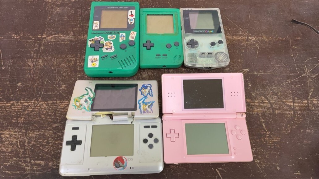 ...  Game boy  цвет   карман  DS Lite  сам товар   разные   5 штук