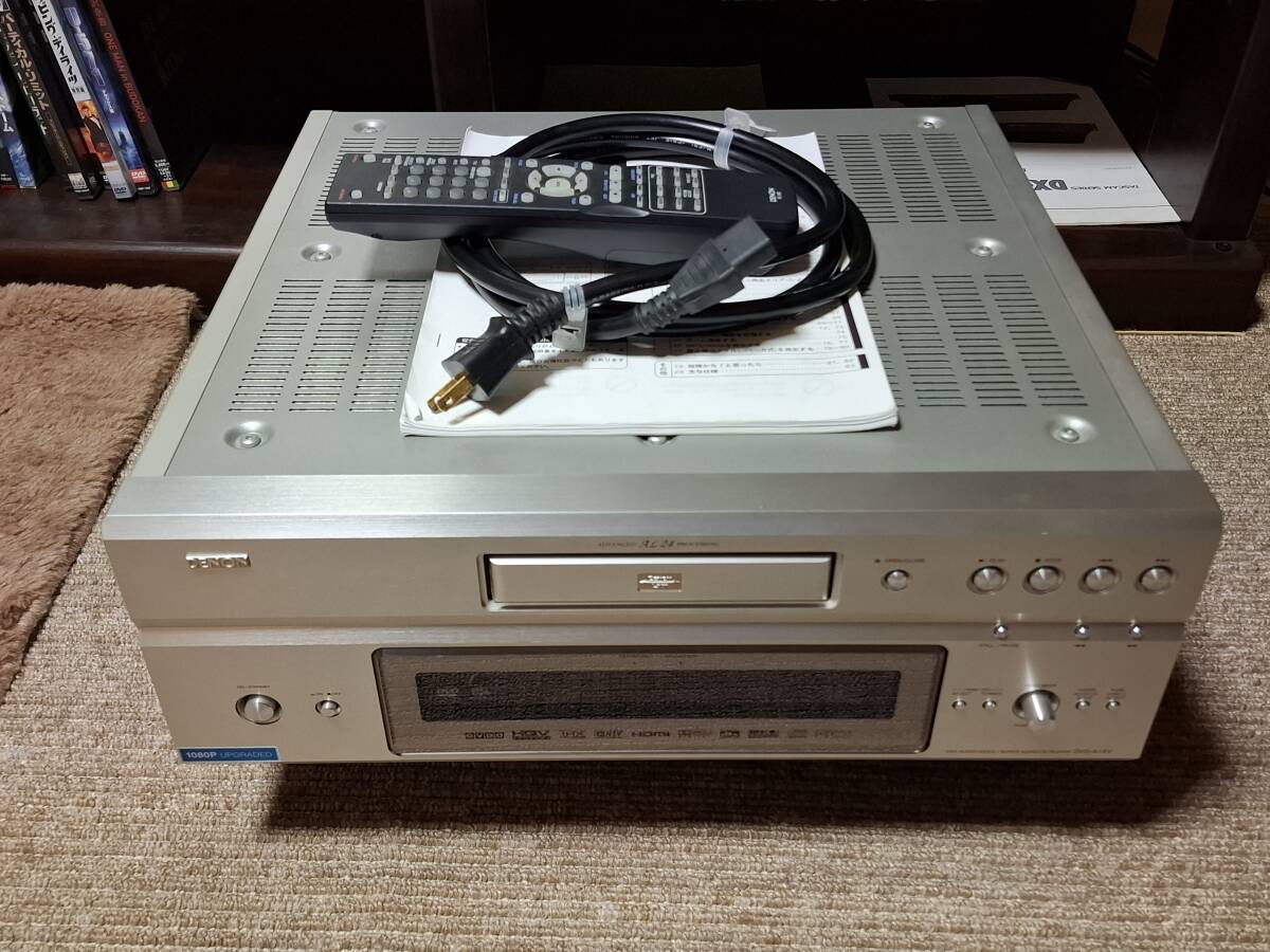 товар полностью работоспособен 　DENON DVD-A1XV　DVD проигрыватель  ... плеер   ... ковер  ... модель