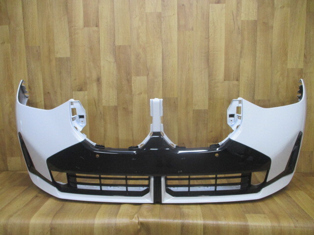 F10/ BMW G45 X3 M спорт  оригинальный  передний  бампер 8087013