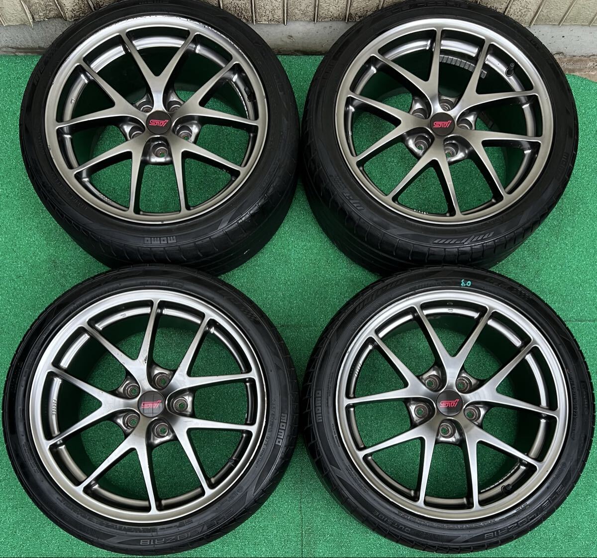 красивая вещь ！ Субару  WRX STI  оригинальный  опция   BBS 18 дюймов  шина / диск   4 штуки  8.5J+55 5H PCD114.3 .../ форестер  и др. 20 2009 год  пр-во    глубина протектора ！