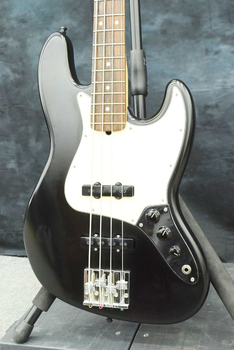 【D】FENDER USA Jazz Bass  электрический   база   крыло  3353096