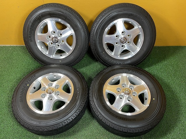 No.594　2024 год выпуска 　 Brigestone 　V600　15 дюймов 　195/80R15　LT　... ,  маленький размер   truck  для 　 Nissan  оригинальные диски   включено 　 4 штуки 　 продажа 　160 размер  ×4