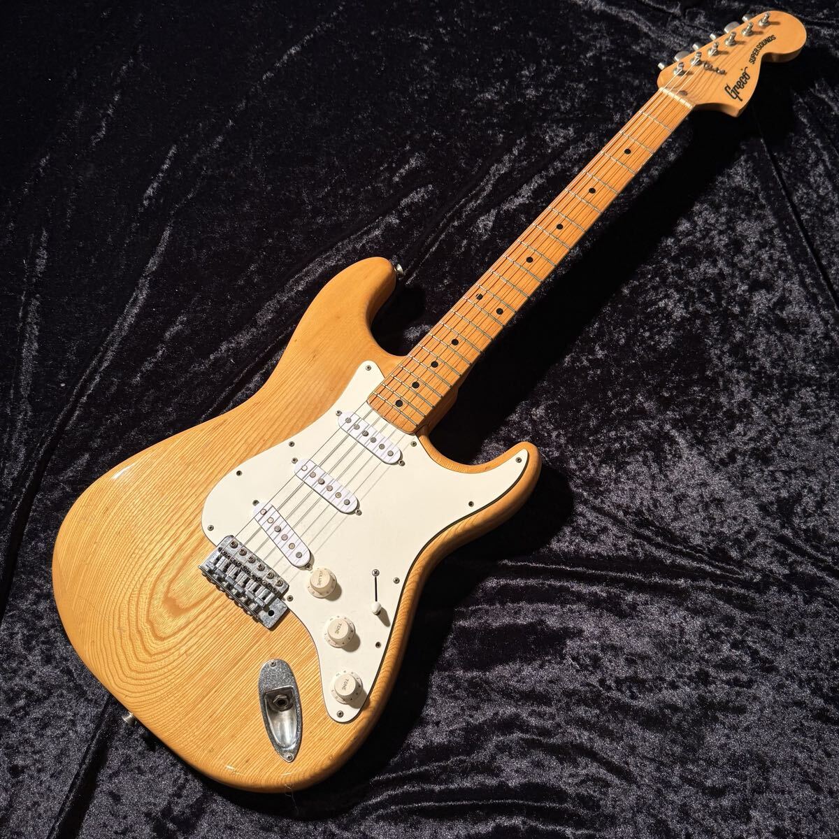 Greco  greco   Stratocaster  Strat ... звезда    электро-гитара JapanVintage  натуральный  ... пр-во