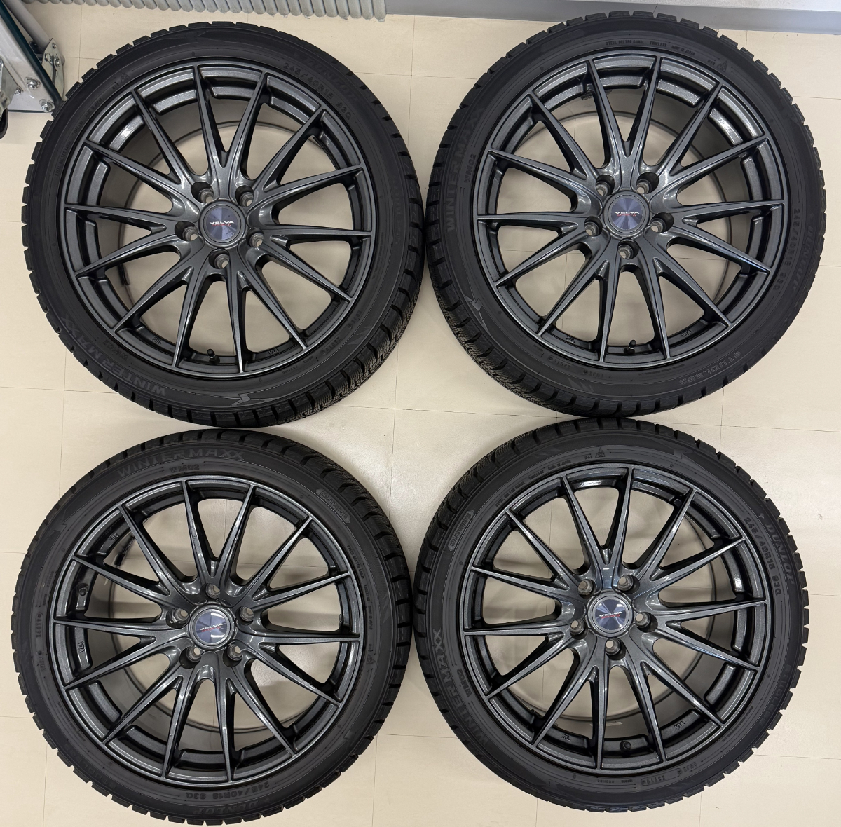 зимняя резина  DUNLOP WINTER MAXX WM02 245/40R18 (2019 год  производство ) ＋ WEDS VELVA SPORT2 18×8J 5H114.3 +45  4 штуки  WRX STI S4 GR...