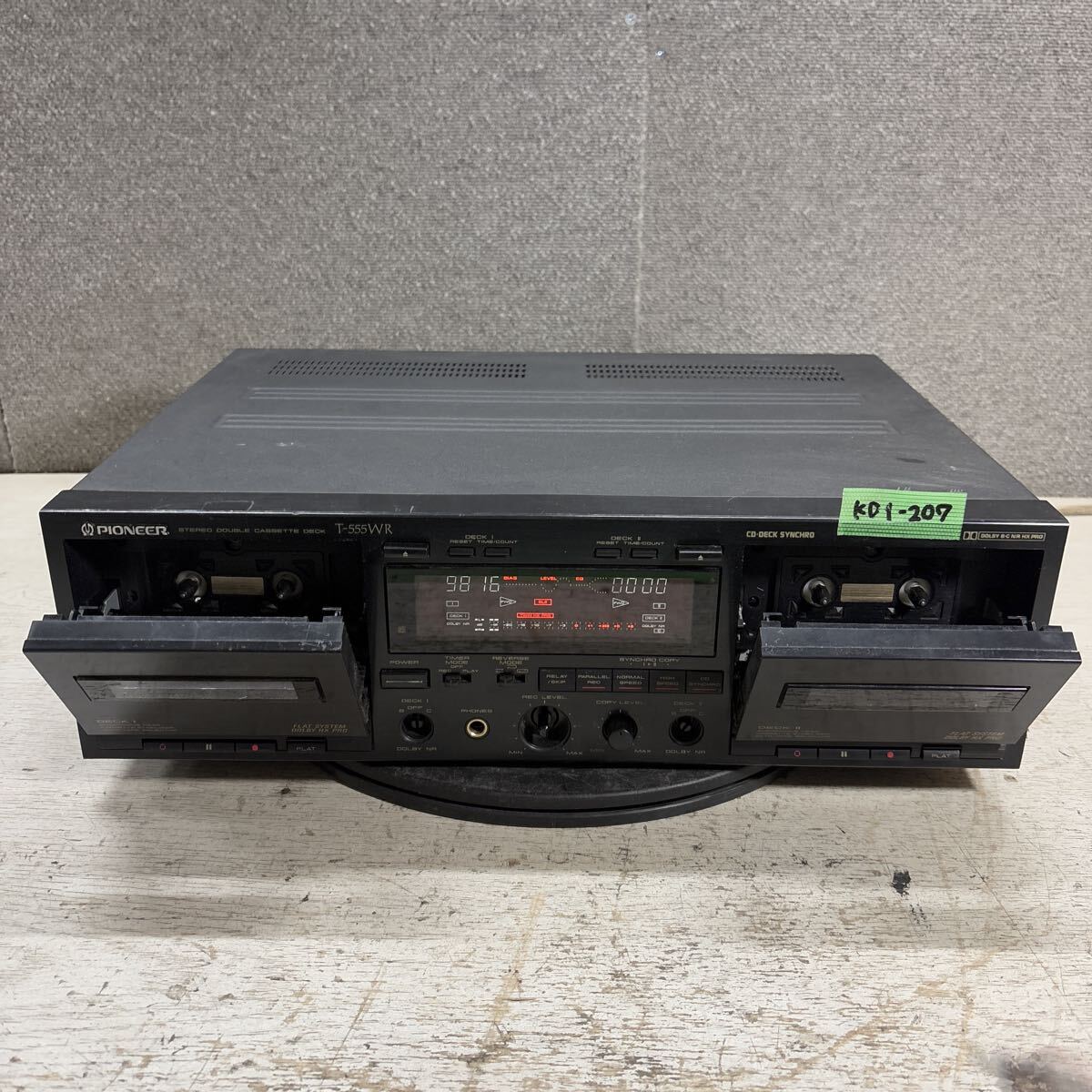 KD1-207  очень дешево   кассетная дека  PIONEER T-555WR STEREO DOUBLE CASSETTE DECK  простой  проверено на работоспособность   подержанный товар  товар в состоянии "как есть"