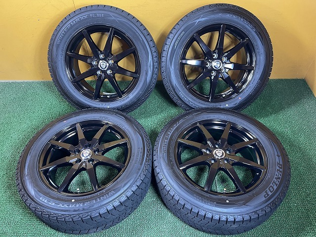 No.589　2023 год выпуска 　 Dunlop 　...SJ8　 зимняя резина 　18 дюймов 　235/60R18　 диск   включено 　 4 штуки  комплект  　180 размер  ×4