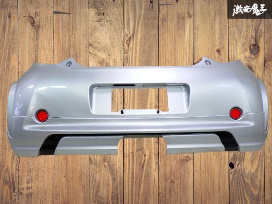 【 магазин  продаваемый товар ！】 MODELLISTA  Modellista  KGJ10 IQ  задний   бампер   половина   спойлер   цвет 1F7  обвес   52159-74020  полка 2F-G-1