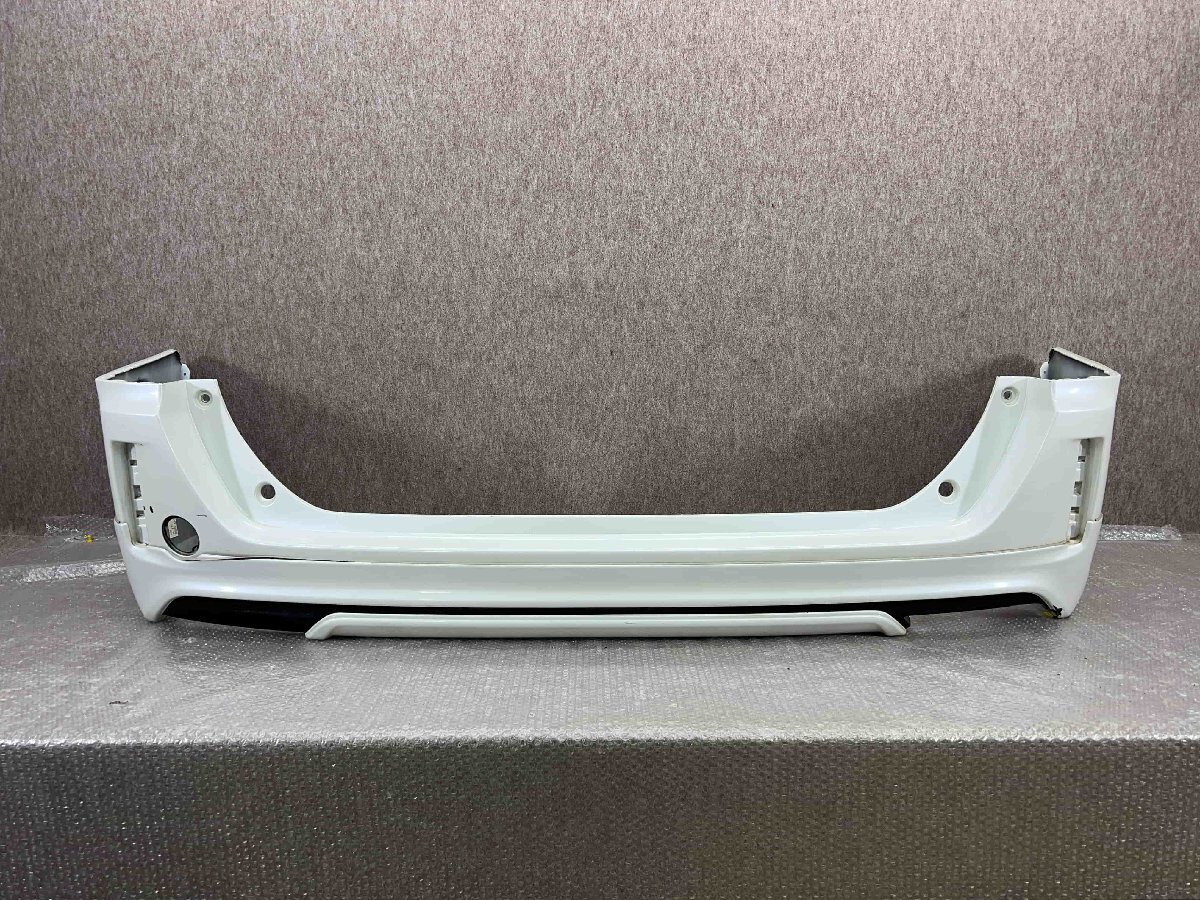 Toyota   Voxy  / Noah / Esquire  80 кузов  V/X/G ZWR80/ZRR80/ZRR85  оригинальный   задний  бампер  52159-28620  Modellista  спойлер