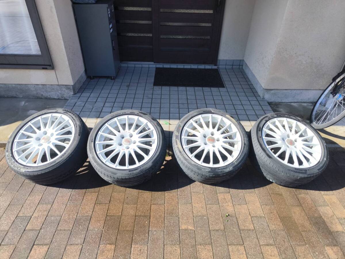 OZRacing  супер  ...WRC 　17 дюймов  7J+45　5H 　 4 штуки