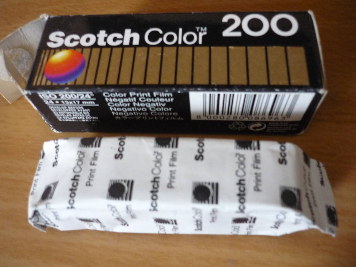 Scotch Color 200  цвет  принт  пленка  ISO200/24 13×17mm  стоимость доставки 180  йен   с помощью