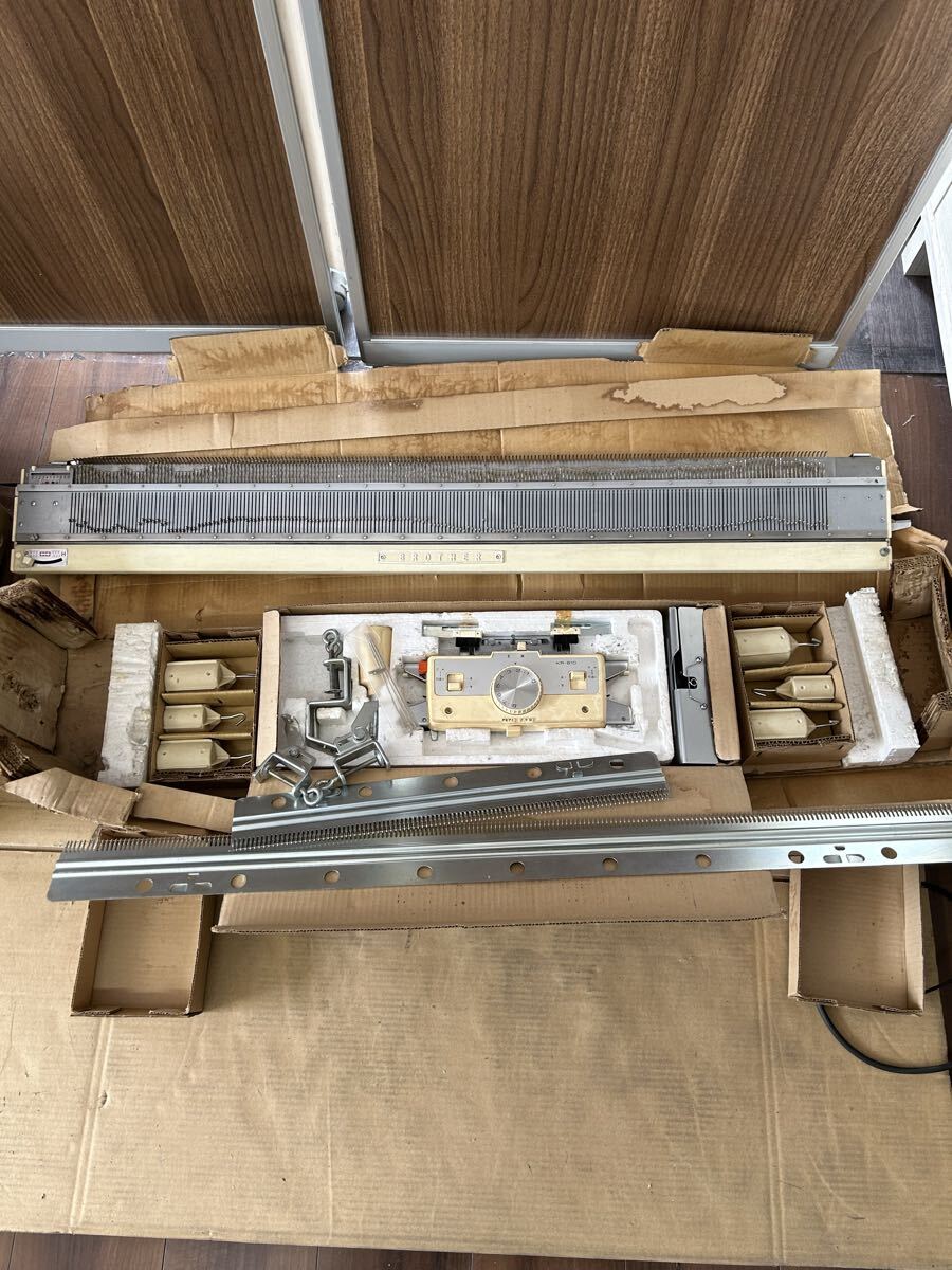 на работоспособность не проверялось  ★  продаю как нерабочий    brother   вязальная машинка  brother KR-810  ручное ремесло   ручная работа  31105r