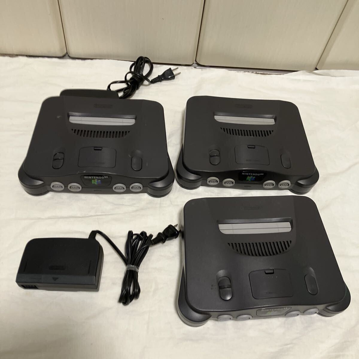 ... Nintendo64  сам товар   3шт. набор     все  мягкий  запуск   проверка OK  экспресс-почта SAGAWA 100 размер