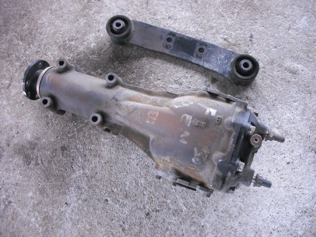 『B320』GDA EJ20  Субару   Impreza  WRX 2003 V Limited IMPREZA 5MT  задний   дифференциал   LSD ? 40:9 b21z CUSCO  CUSCO